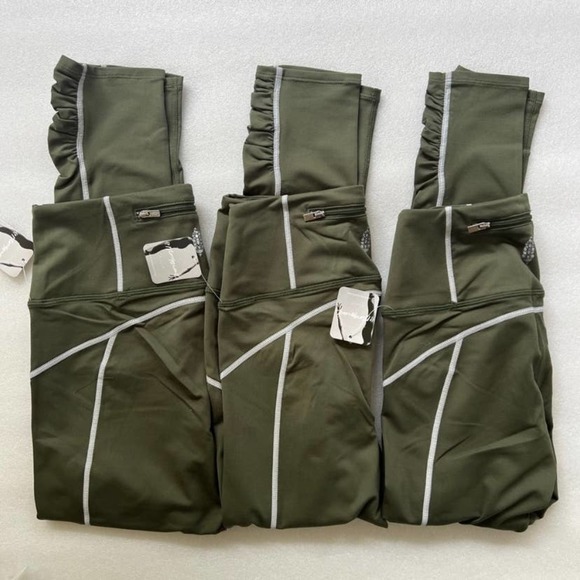 NWT Free People Movement You're A Peach Legging in Secret Moss - Picture 6 of 6